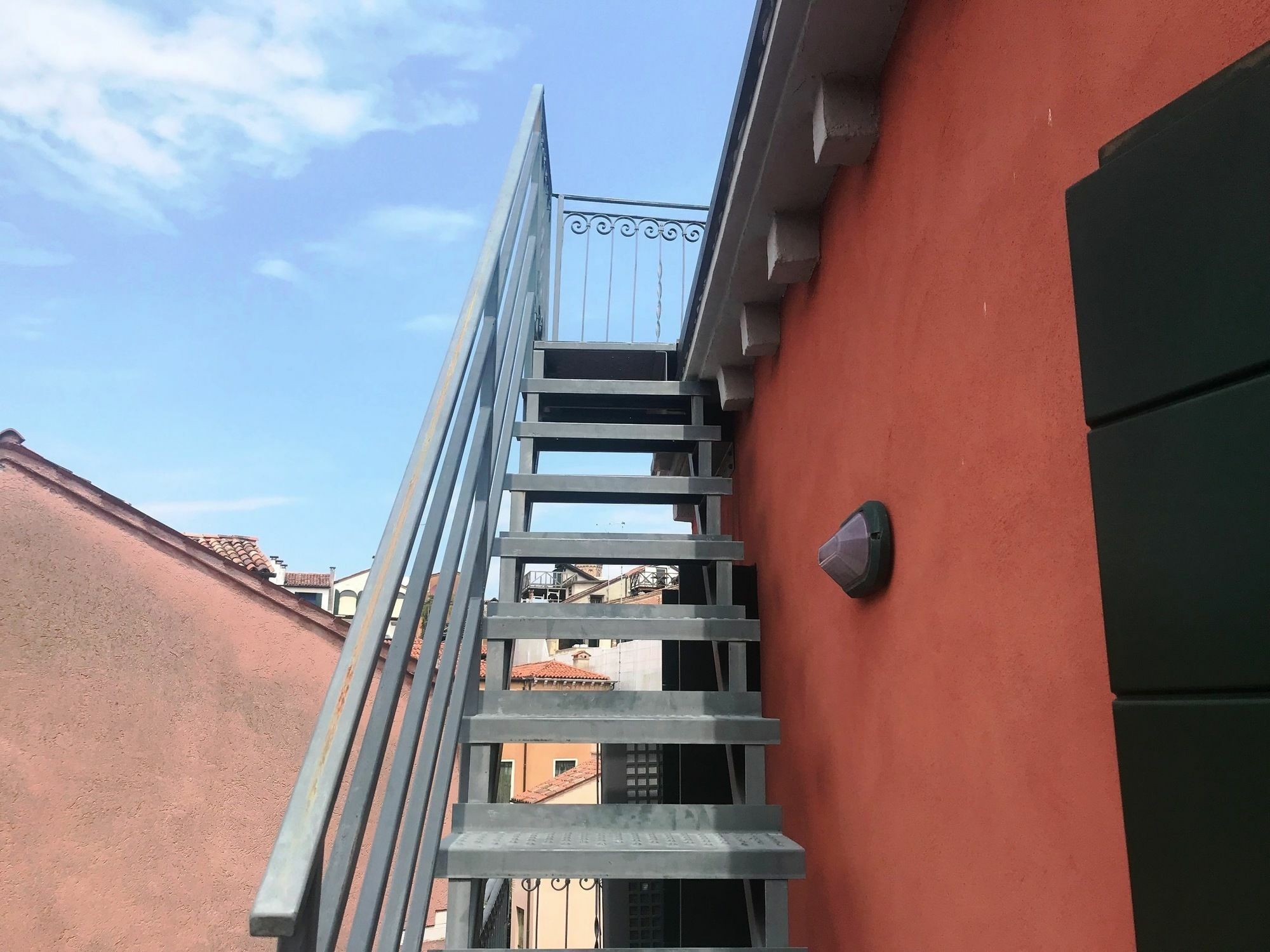 Modern Apartment Venice With Terrace Veneza Exterior foto