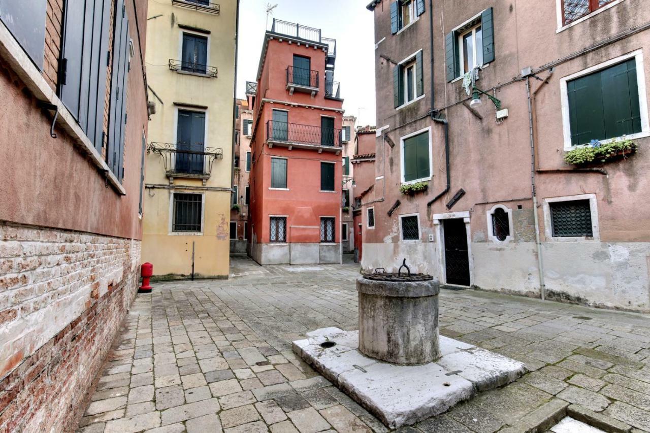 Modern Apartment Venice With Terrace Veneza Exterior foto